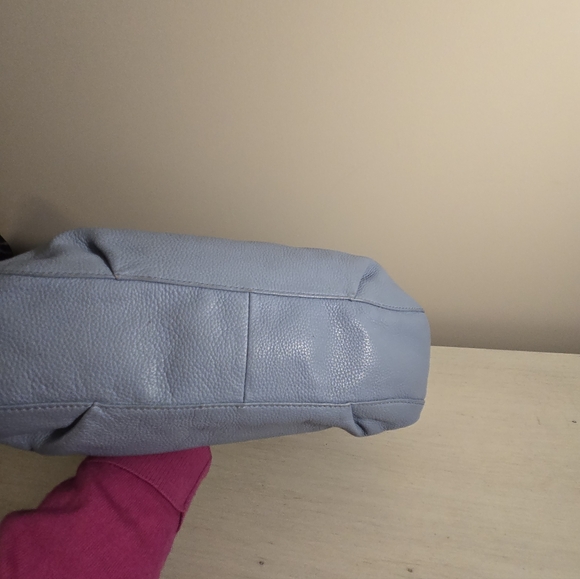 Michael Kors Sky Blue Hobo Bag with Gold Accents - Picture 4 of 7